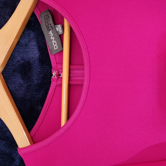 Sleeveless Raspberry Dress - Picture 3 of 8